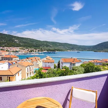 Pensión Lavanda 3*