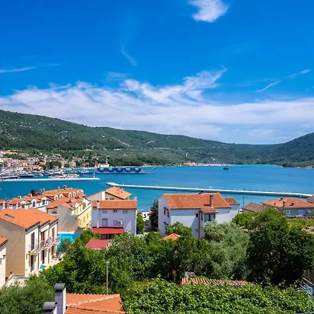 Lavanda 3* Cres