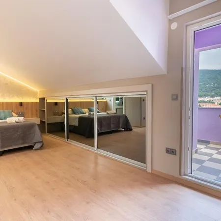 Pensión Lavanda 3*