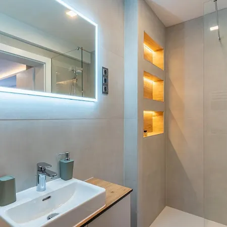 Lavanda 3* Cres
