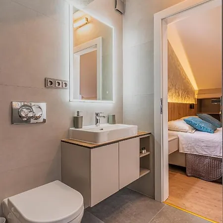 Lavanda 3* Cres